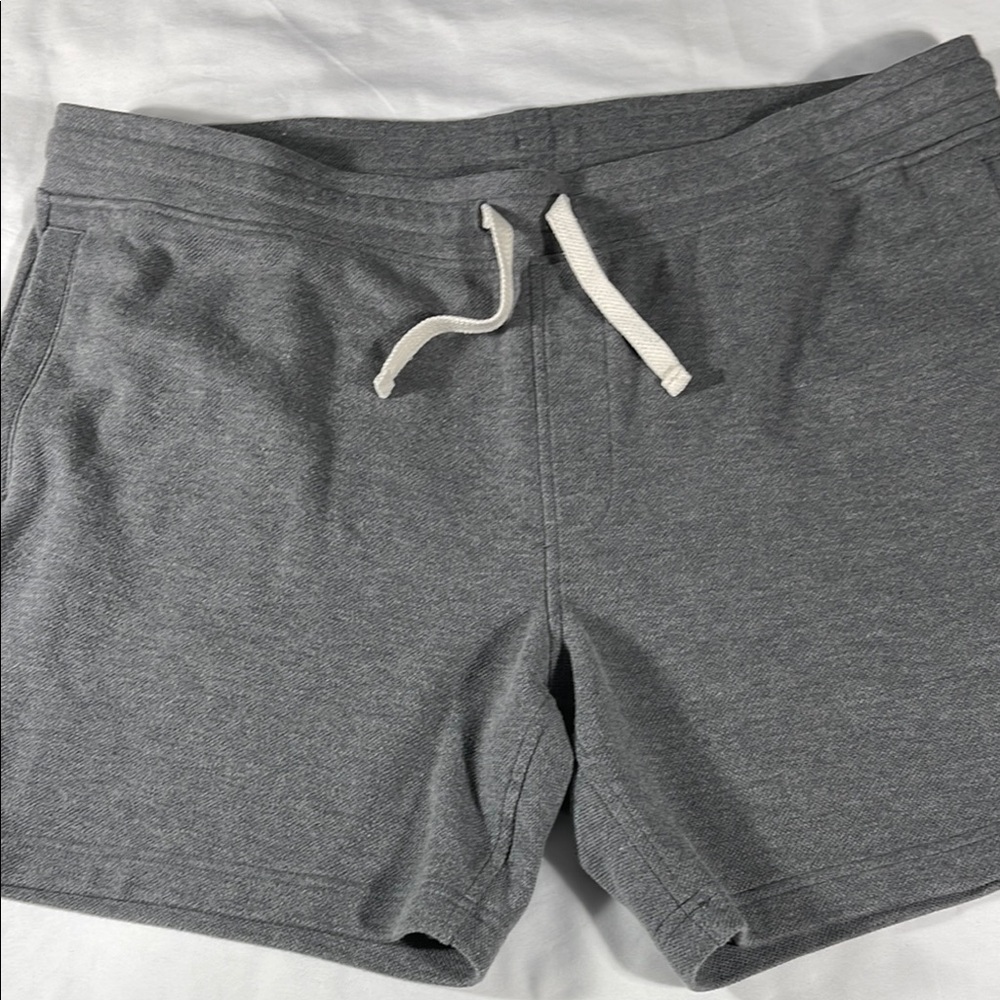Goodfellow & Co mens dark grey drawstring fleece 6" athletic shorts - size XL